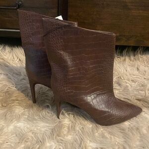 NEW Express Brown ankle bootie Size 10